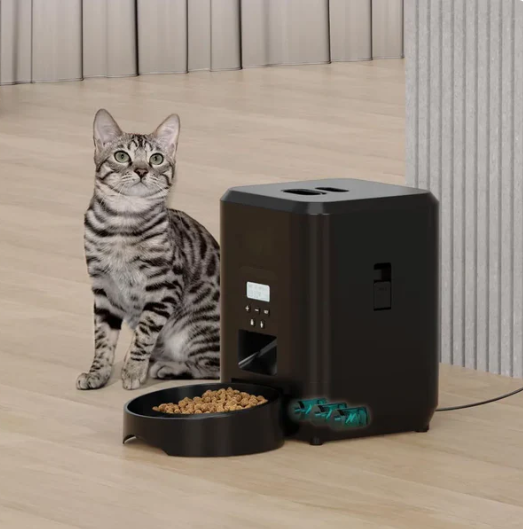 Patty World ™ Smart Automatic Pet Feeder